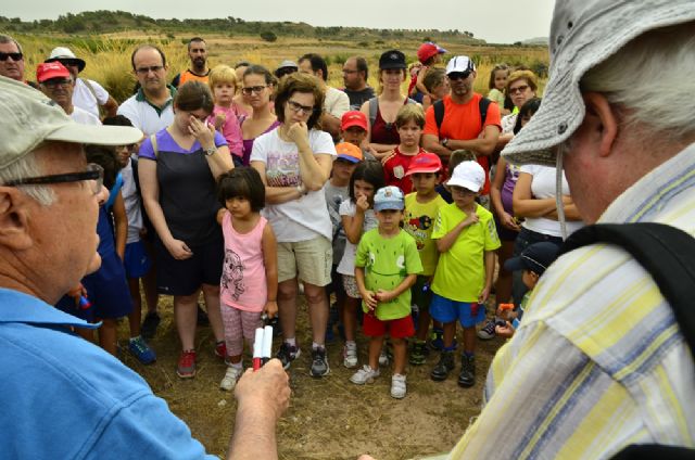 La excursión a las minas de la Celia contó con 70 participantes